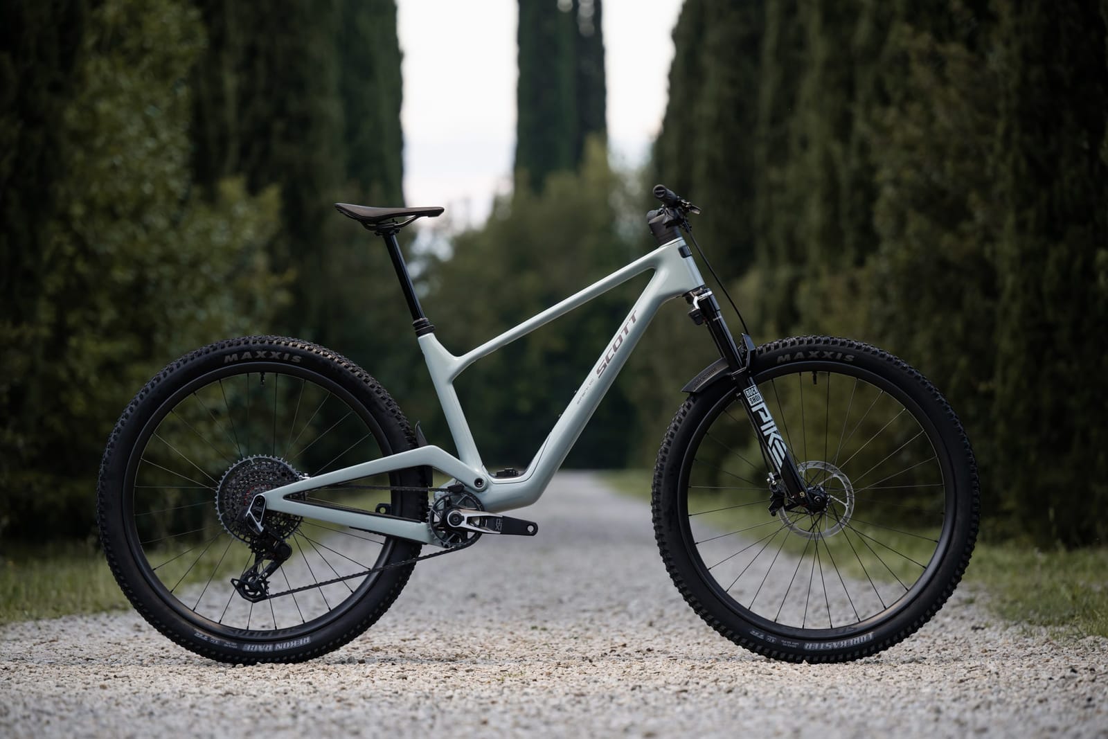 Scott Spark DC 10: downcountry návrat s překvapivými schopnostmi