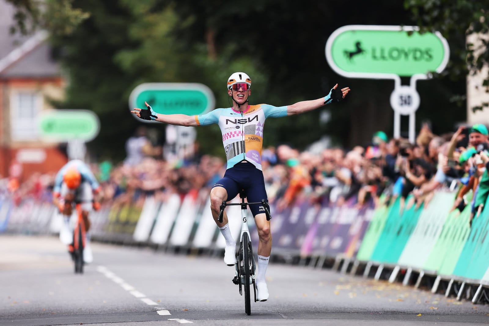 Lewis Askey ovládl první etapu Tour of Britain: co to znamená pro zbytek světa?