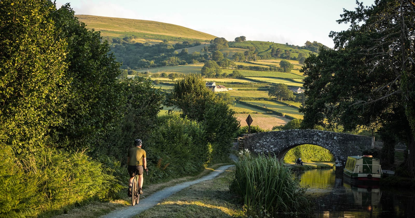 Víkendové snímky z evropských cyklotras: Německo a Wales inspirují
