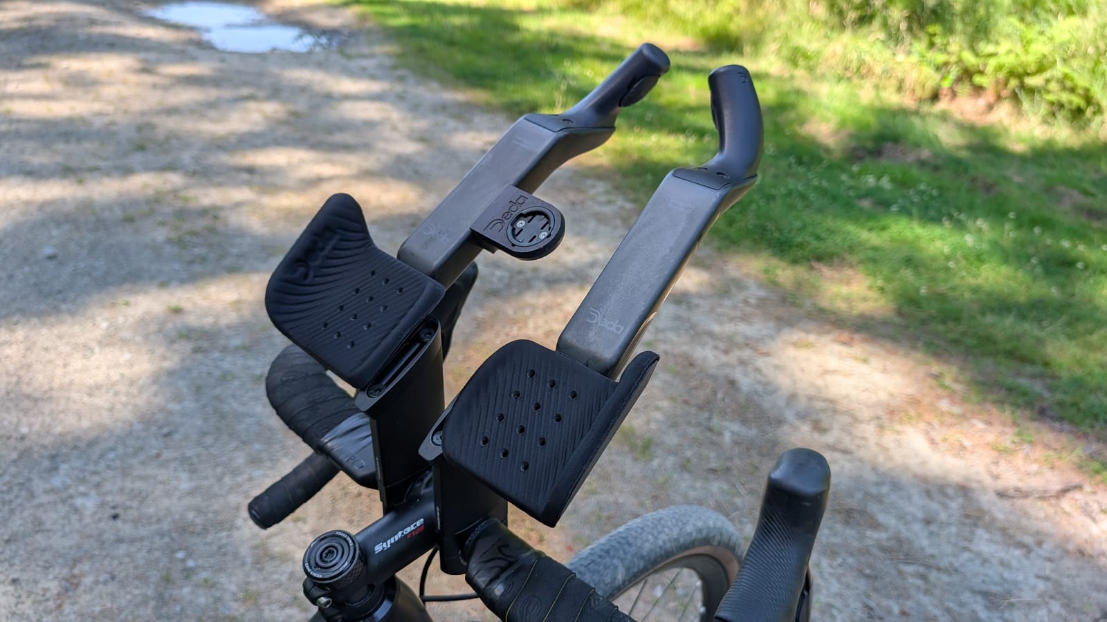 Deda Fast Pro: aerodynamické prodloužení pro české silničáře
